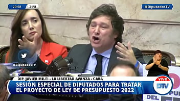 Milei penetra oídos con sus locas palabrillas