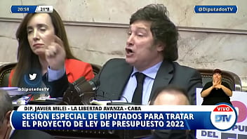 Milei penetra oídos con sus locas palabrillas