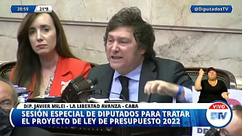 Milei penetra oídos con sus locas palabrillas