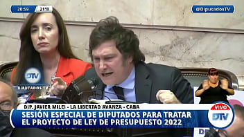 Milei penetra oídos con sus locas palabrillas