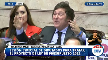 Milei penetra oídos con sus locas palabrillas