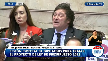 Milei penetra oídos con sus locas palabrillas