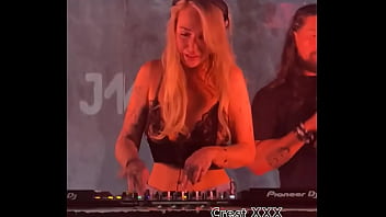 #karliekloss #dj #pornstar #party #performance #blonde #adultstar #famouspornstar #analsex #bbc #blocked #famou