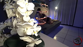 A piroca preta é a serventia da casa