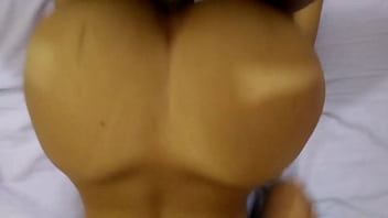 Metendo na namorada de quatro