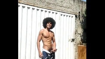 Aparece no meu portão pra me dar uma mamada gulosa vai