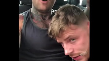 Viado Mamando A Jeba thumbnail