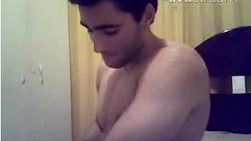 Felipe Mastrandéa Mostrando O Pau thumbnail