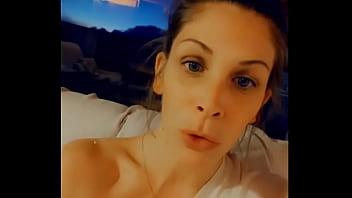 Family Holiday Saison 2 Spécial Ski Ep1 6 "le Womanizer" Dans Un Chalet Avec thumbnail