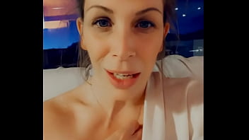 Family holiday saison 2 spécial ski ep1 6 "le womanizer" dans un chalet avec