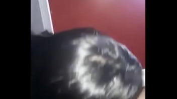 Mamando a pica do gostoso dotado