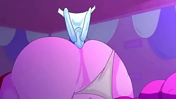 Dulce princesa es follada por su gordo culo hasta dejarla llena de leche