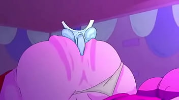 Dulce princesa es follada por su gordo culo hasta dejarla llena de leche