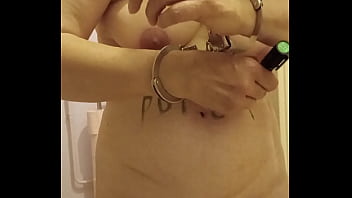 2025 06 23 esclave f degradation tags uro leche wc