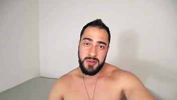 Peguei uma fã das redes sociais e olha como a safada me deu gostoso