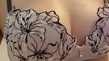 コスプレした後に汗かいたのでお風呂入るついでにクチュクチュオナニーしてスッキリしました。