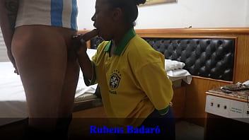 Depois Do Jogo Fui Comemorar A Vitória Enrabando Uma Anãzinha Brasileira Video Completo No Red Sheer thumbnail