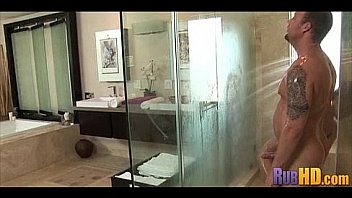 Sensual massage 0910