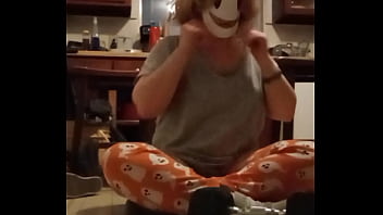 Mini grey tshirt exercise