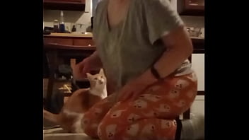 Mini grey tshirt exercise