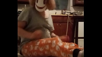 Mini grey tshirt exercise