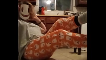 Mini grey tshirt exercise