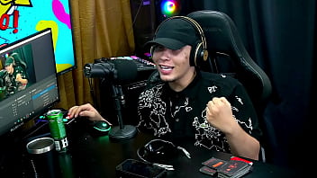 Victoria camargo chegou com uma roupa sensual e tirou tudo o ruan ficou com muito tesão podcast pápum no barraco