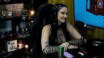 Victoria Camargo Chegou Com Uma Roupa Sensual E Tirou Tudo O Ruan Ficou Com Muito Tesão Podcast Pápum No Barraco thumbnail