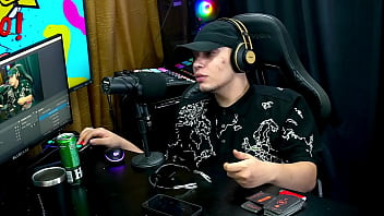 Victoria camargo chegou com uma roupa sensual e tirou tudo o ruan ficou com muito tesão podcast pápum no barraco