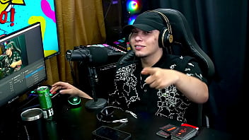 Victoria camargo chegou com uma roupa sensual e tirou tudo o ruan ficou com muito tesão podcast pápum no barraco