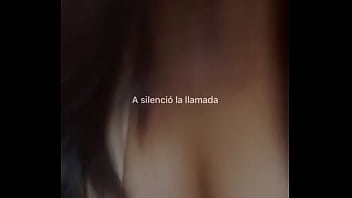 Enseña Las Tetas En Videollamada thumbnail