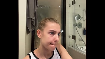 Big dildo masturbate tiny ass Big dildo masturbate tiny ass
