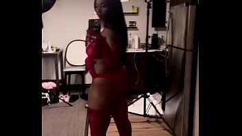 Available for shoots in satx atx until nov 5 ️