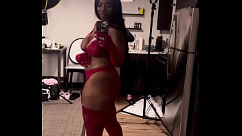 Available for shoots in satx atx until nov 5 ️