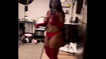 Available for shoots in satx atx until nov 5 ️