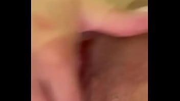 Caliente y sola Caliente y sola