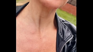 Coucou les zamours en mode flic pour ce jour