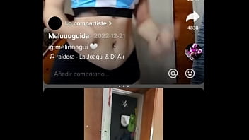 Me hago una paja con meluuguida acabo en el movil