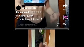 Me hago una paja con meluuguida acabo en el movil