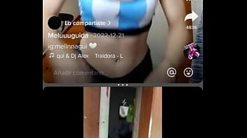 Me hago una paja con meluuguida acabo en el movil