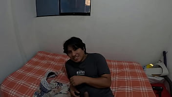 Mi hermanastra me encuentra oliendo sus tangas y me castiga dandome nalgadas en el pene me encanta que sea dominatrix