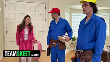 Drilling my bratty stepdaughter’s pussy literally