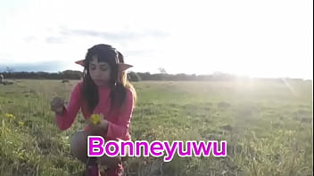 Bonneyuwu 7 11 elfa en el bosque tomando café