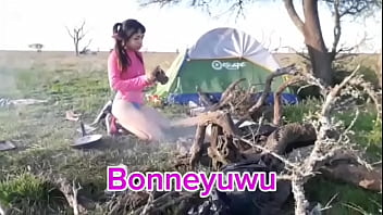 Bonneyuwu 7 11 elfa en el bosque tomando café