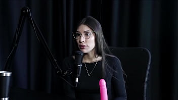 Veja a entrevista safada e cheia de putaria com a melina khalifa no porn cast brazil parte 5 watch sheer red