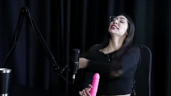 Veja a entrevista safada e cheia de putaria com a melina khalifa no porn cast brazil parte 5 watch sheer red