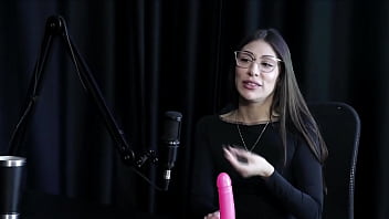 Veja a entrevista safada e cheia de putaria com a melina khalifa no porn cast brazil parte 5 watch sheer red