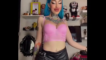 Perra caliente te pondra la verga dura