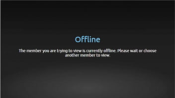 Rusa bailando sexy en calzones blancso