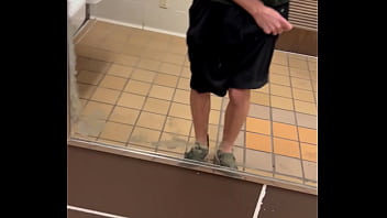 Malik Vadheim Mirror At 10 Iphoto Selfie thumbnail